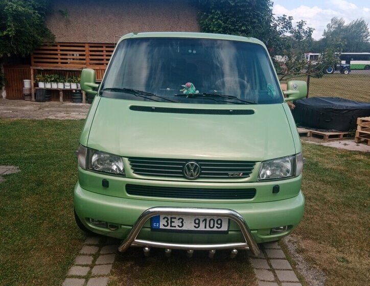 Volkswagen Caravelle VAN / Minibus 0,0 75 kw