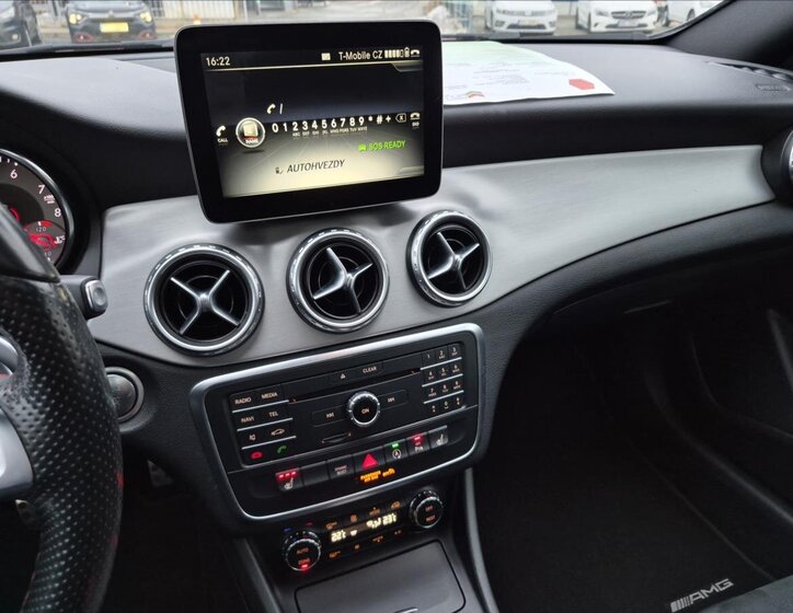 Mercedes-Benz GLA SUV 1,6 l 115 kw