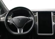 Tesla Model X 18