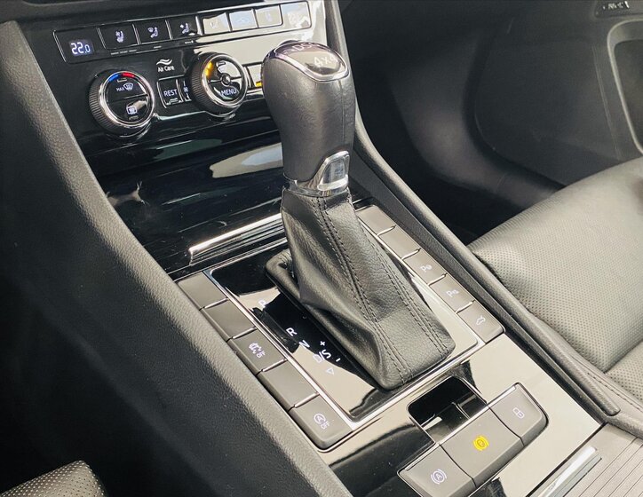 Škoda Superb Kombi 2,0 l 140 kw