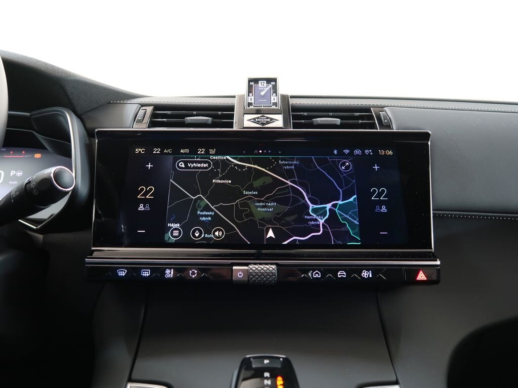 DS Automobiles DS7 Crossback