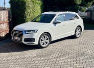 Audi Q7 1