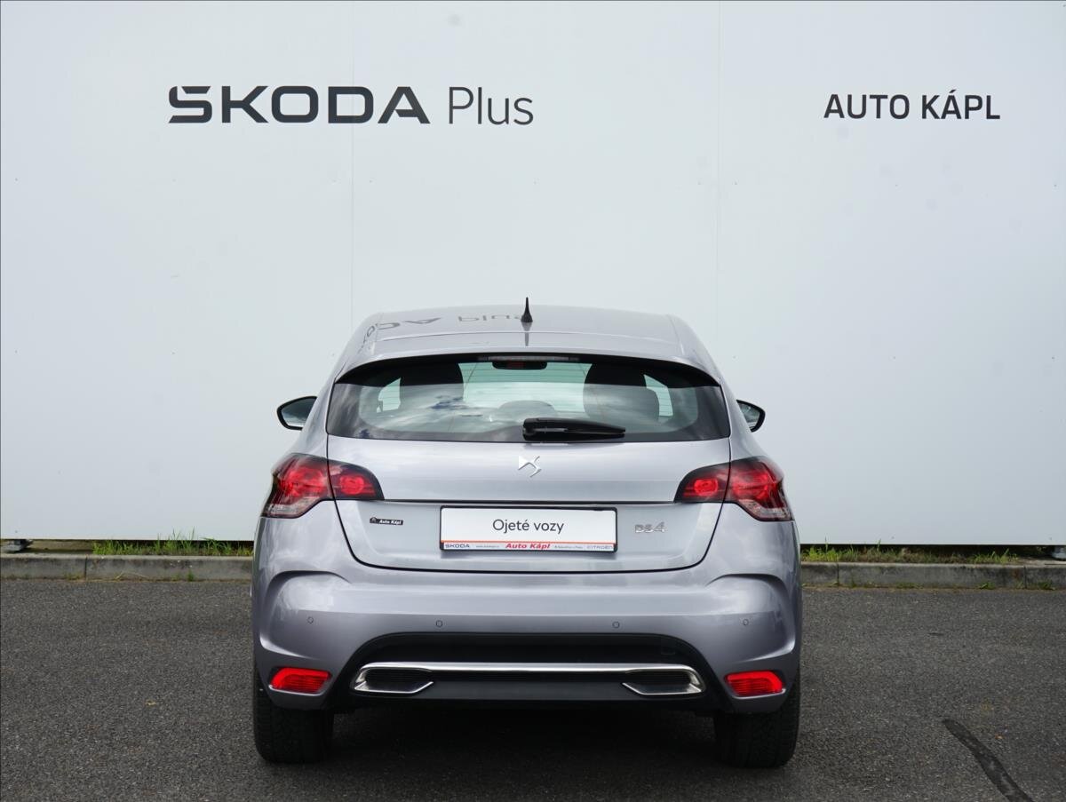 DS Automobiles DS4 Hatchback 1,6 l 88 kw