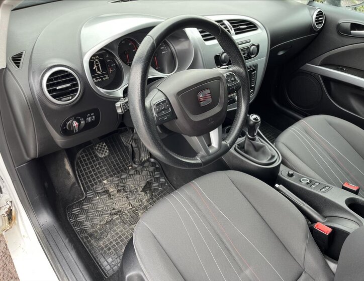 Seat Leon Hatchback 2,0 l 103 kw