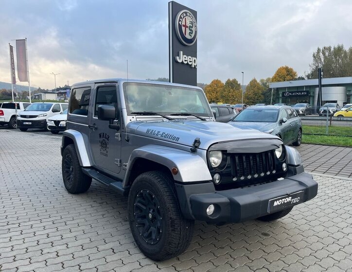 Jeep Wrangler 2