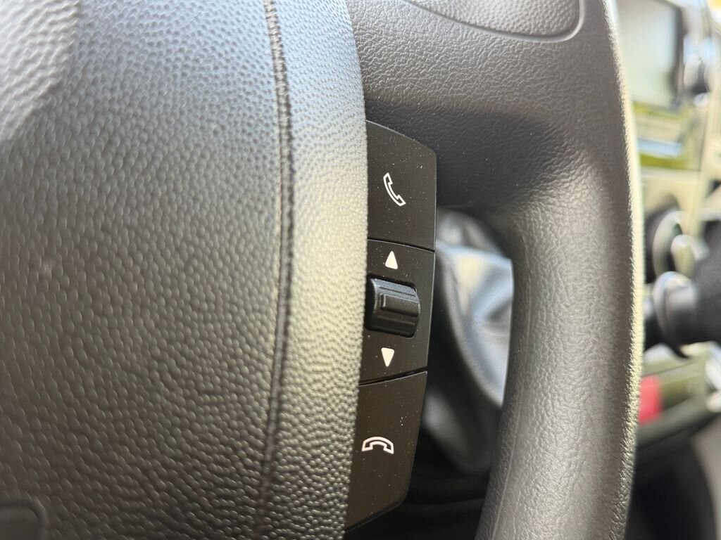 Opel Movano Skříň 2,2 l 121 kw