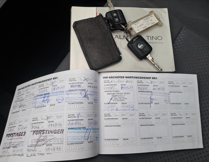 Nissan Almera Tino 34