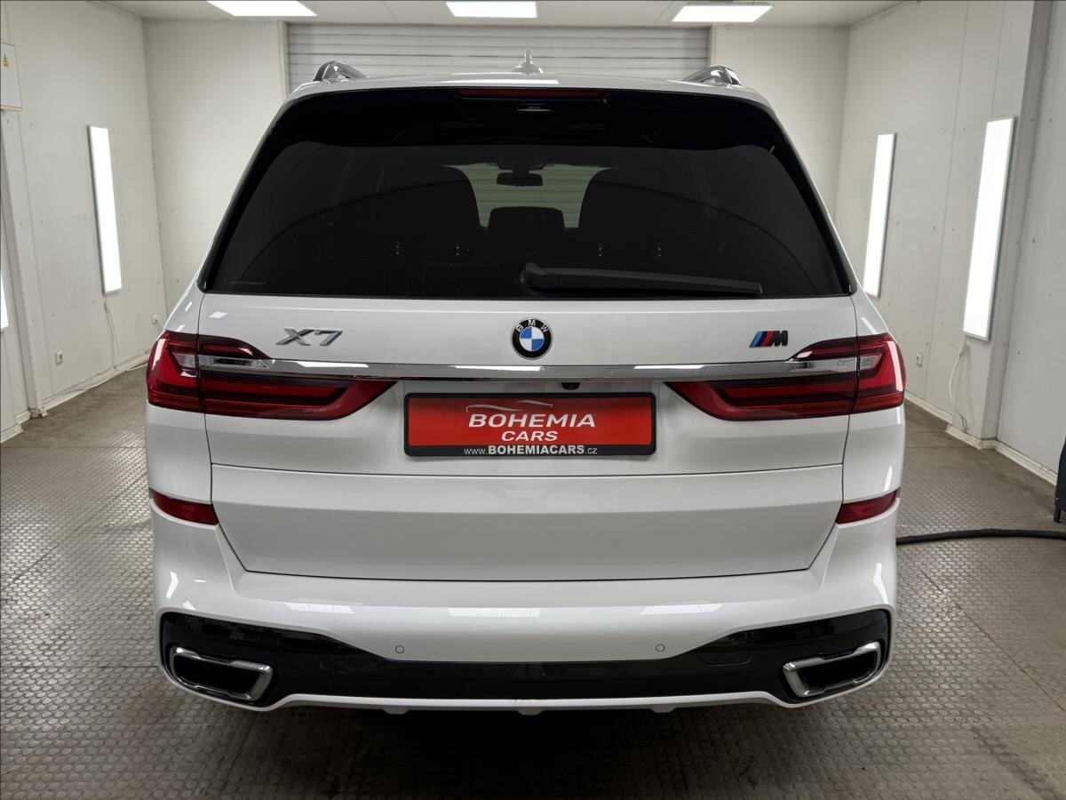 BMW X7 Kombi 3,0 l 250 kw