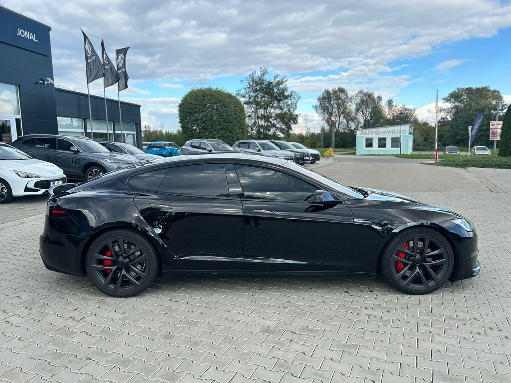 Tesla Model S Sedan / Limuzína 0,0 760 kw
