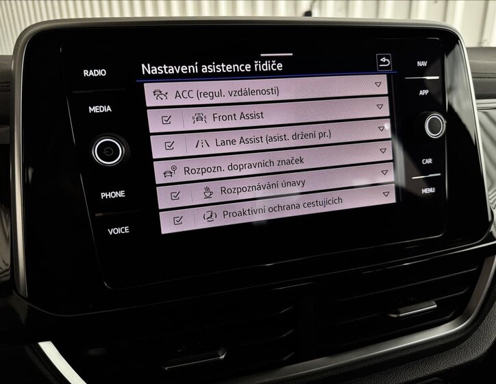 Volkswagen T-Roc MPV 2,0 l 110 kw