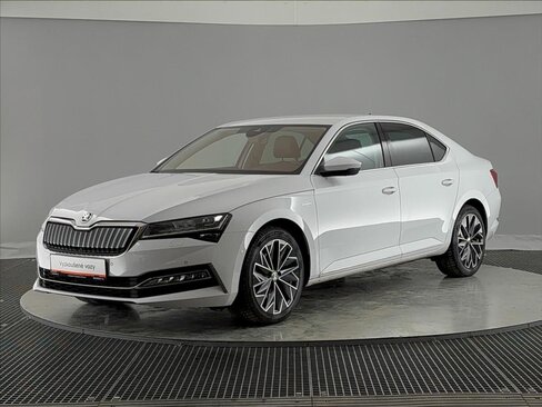Škoda Superb Liftback 1,4 l 160 kw