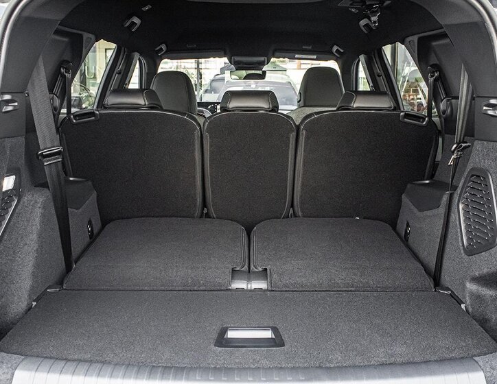 Peugeot 5008 SUV / Terénní 1,2 l 107 kw