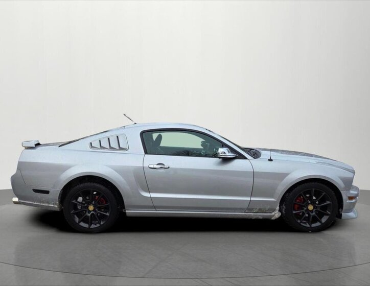 Ford Mustang Kupé 4,0 l 151 kw