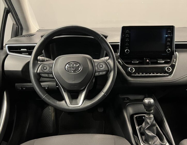 Toyota Corolla Sedan 1,6 l 97 kw