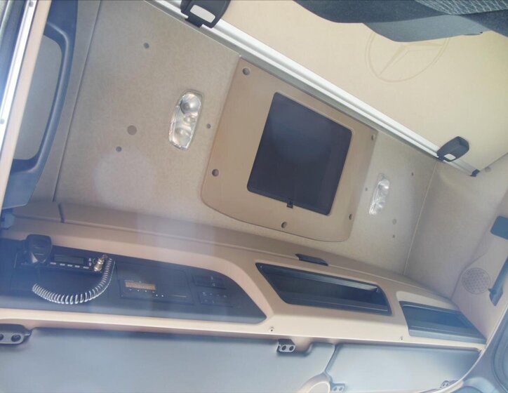 Mercedes-Benz Ostatní 27