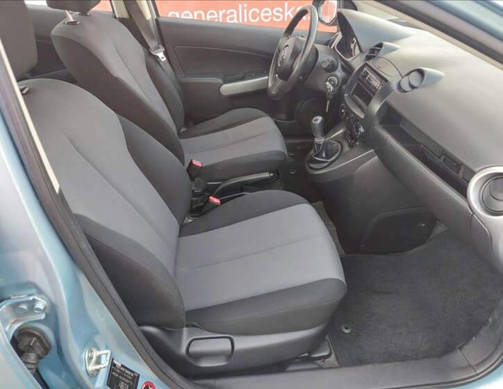 Mazda 2 Hatchback 1,3 l 855 kw