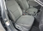 Volkswagen Golf 31