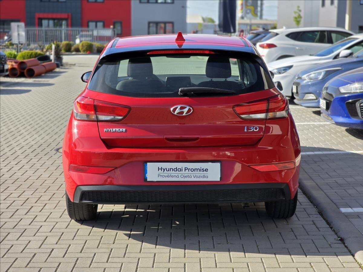 Hyundai i30 Hatchback 1,5 l 80 kw