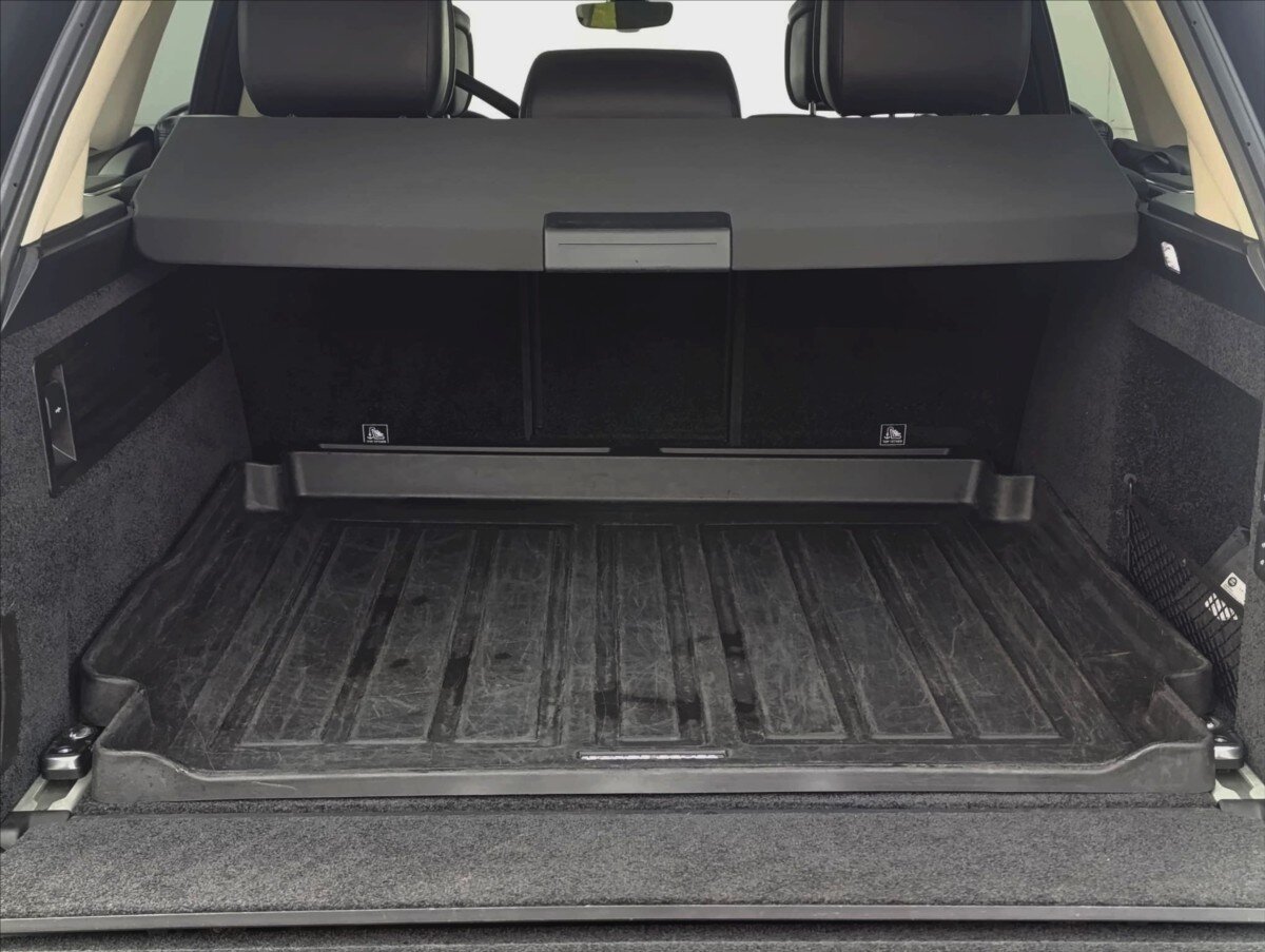 Land Rover Range Rover SUV 5,0 l 386 kw