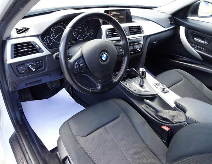 BMW Řada 3 16