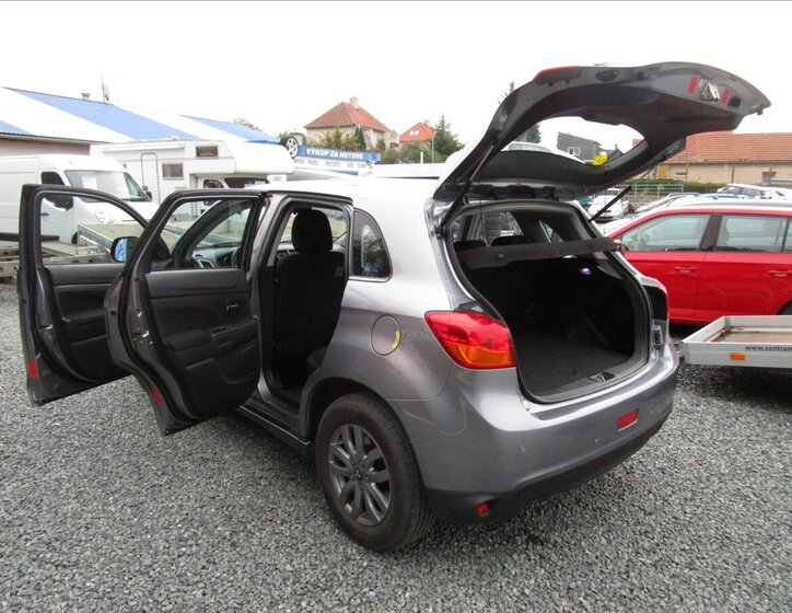 Mitsubishi ASX SUV / Terénní 1,6 l 86 kw