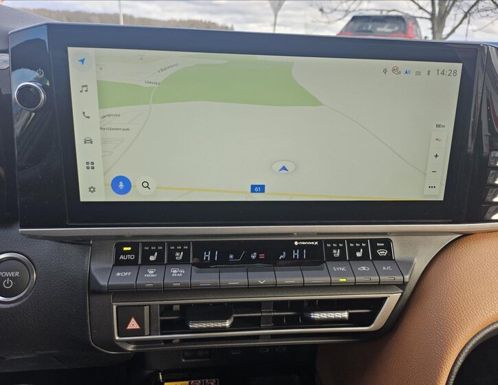 Toyota Camry Sedan / Limuzína 2,5 l 137 kw