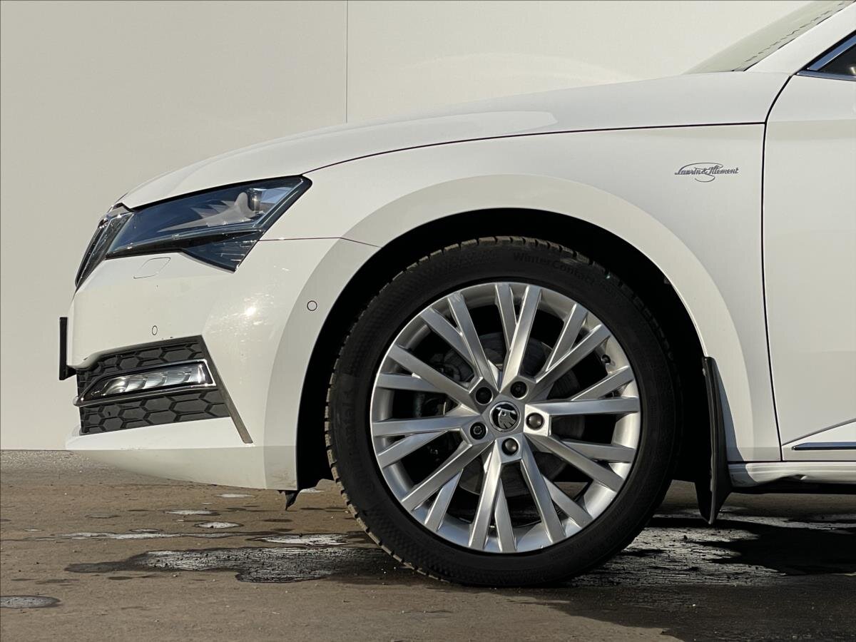 Škoda Superb Kombi 2,0 l 147 kw