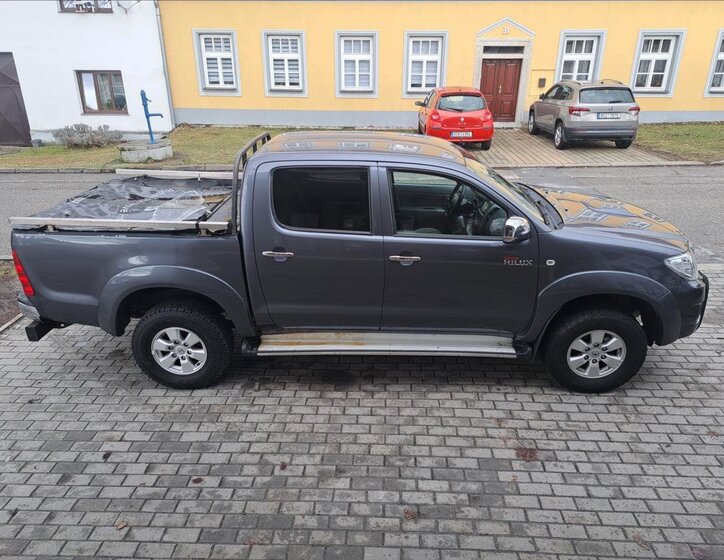 Toyota Hilux Pick-up 2,5 l 106 kw