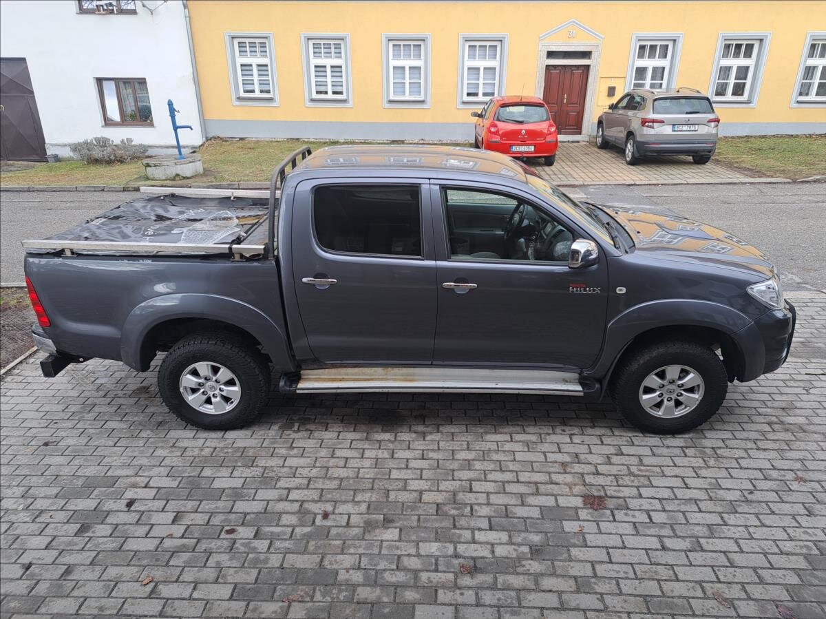 Toyota Hilux Pick-up 2,5 l 106 kw