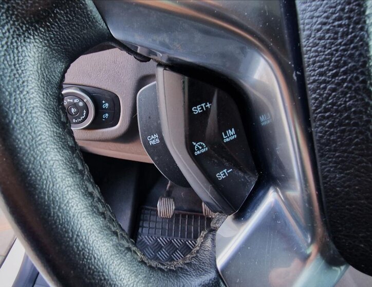 Ford Transit Connect 25