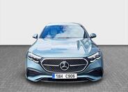 Mercedes-Benz Třídy E 8