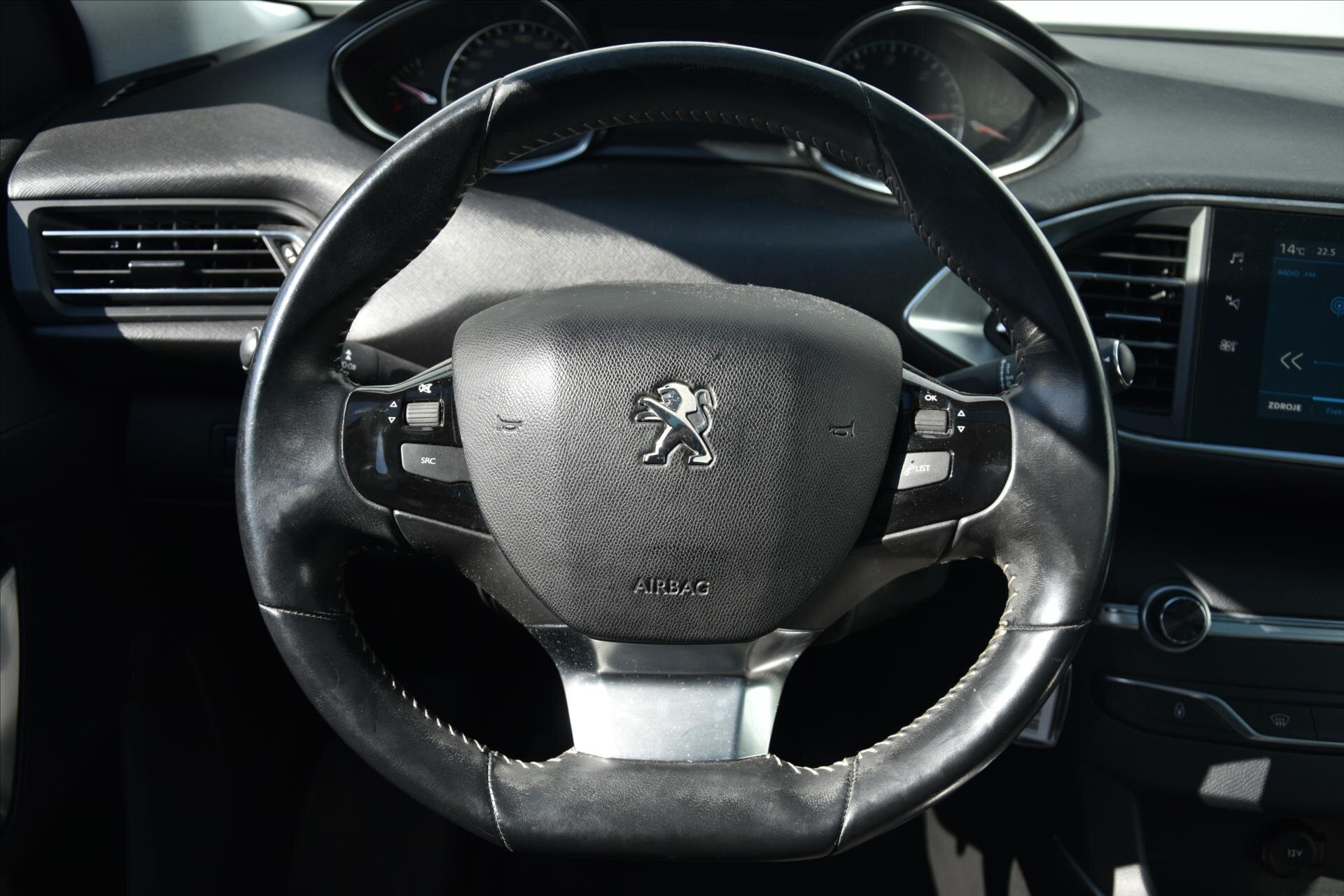 Peugeot 308 Kombi 1,5 l 96 kw