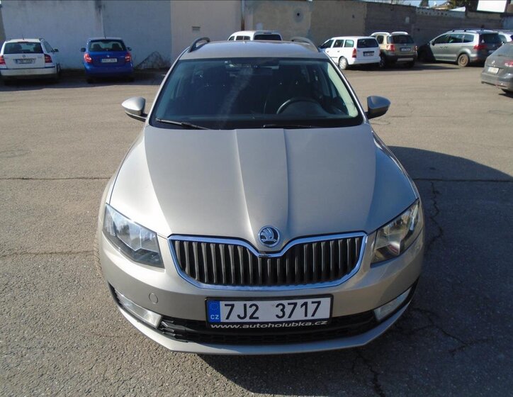 Škoda Octavia Kombi 1,6 l 77 kw