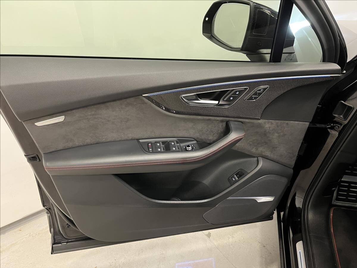 Audi SQ7 Kombi 4,0 l 320 kw