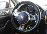 Porsche Cayenne SUV / Terénní 4,8 l 397 kw