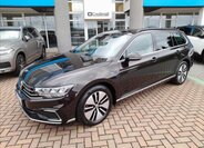 Volkswagen Passat Kombi 1,4 l 115 kw