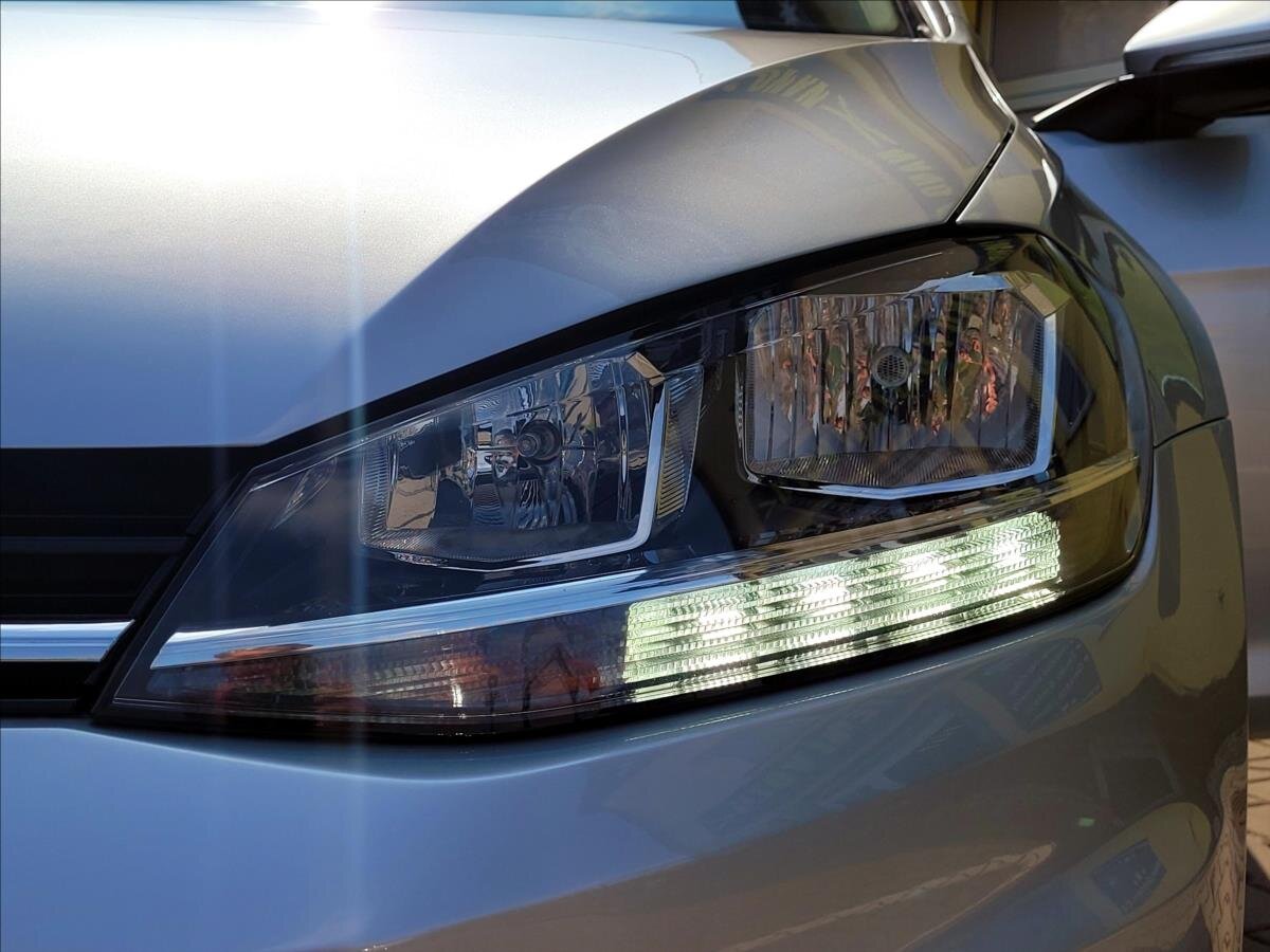 Volkswagen Golf Kombi 1,6 l 85 kw