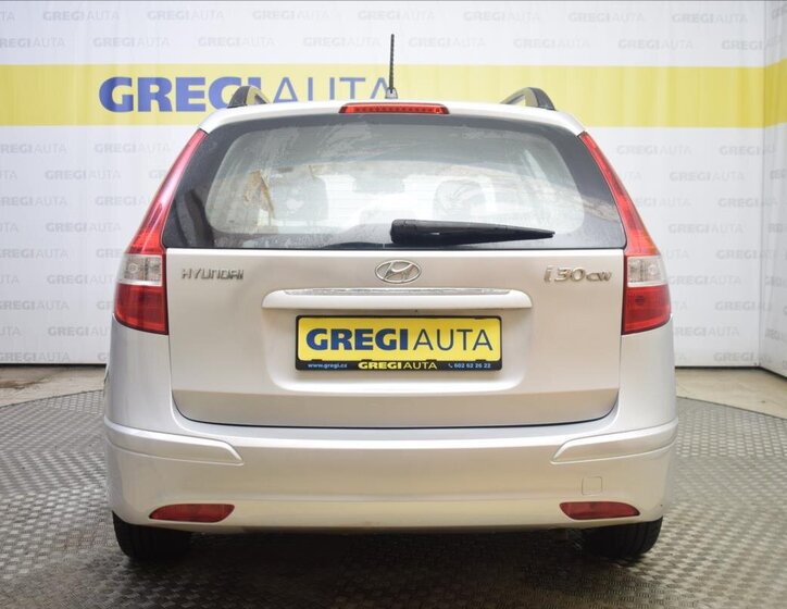 Hyundai i30 Kombi 1,6 l 92 kw