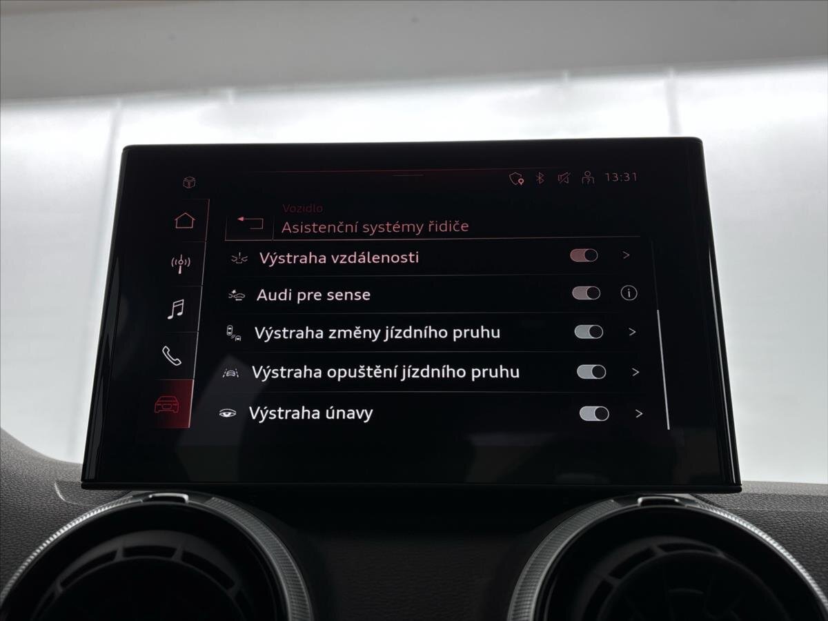 Audi Q2 SUV / Terénní 1,5 l 110 kw