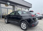 Peugeot 3008 SUV 1,2 l 96 kw