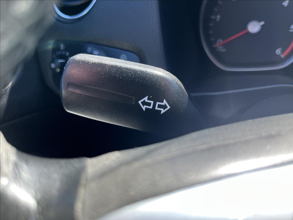 Ford Mondeo Kombi 2,0 l 103 kw