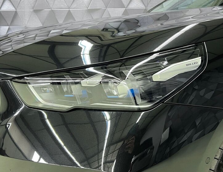 BMW Ostatní Sedan / Limuzína 0,0 290 kw