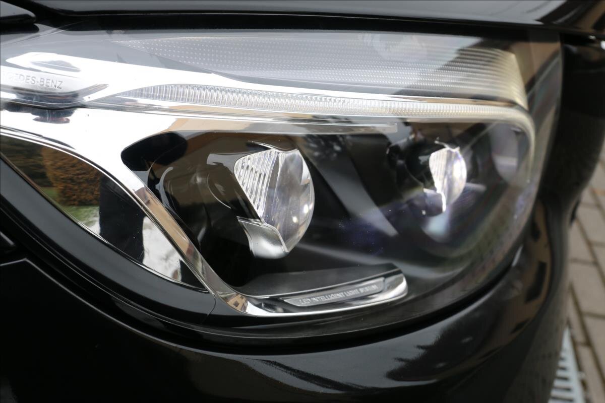 Mercedes-Benz GLC SUV / Terénní 3,0 l 270 kw