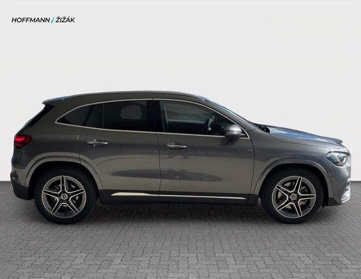 Mercedes-Benz GLA 4