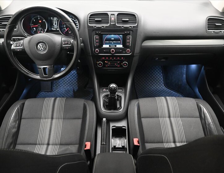 Volkswagen Golf Kombi 1,6 l 77 kw