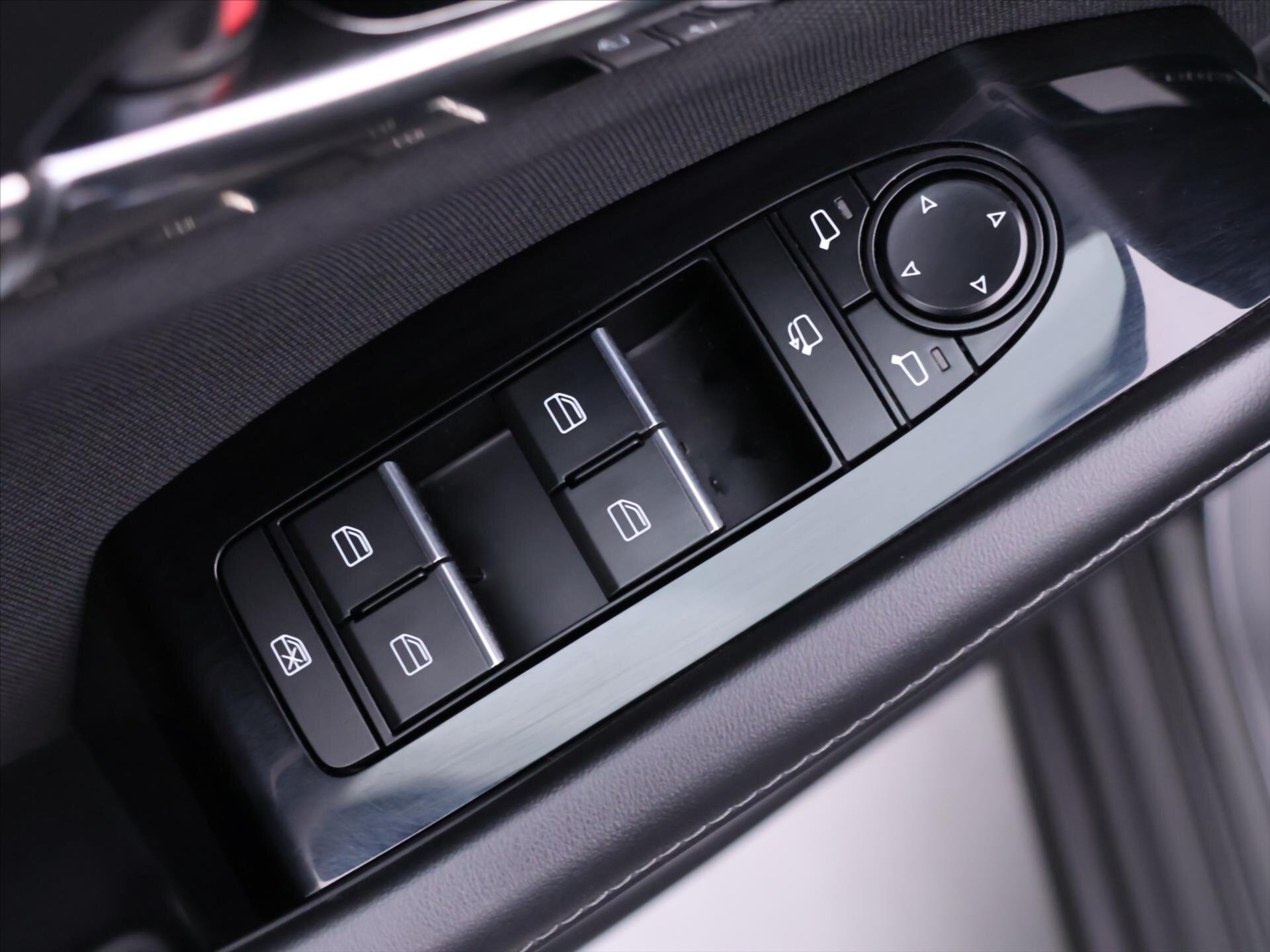 Mazda CX-30 SUV 2,0 l 90 kw