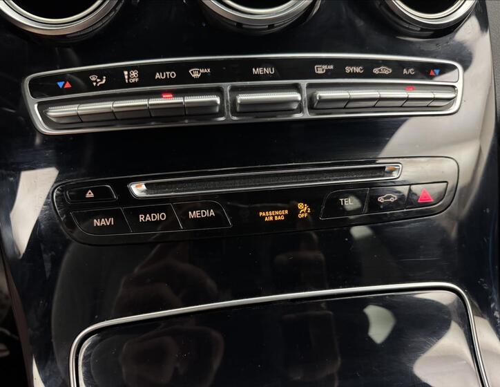 Mercedes-Benz GLC 24