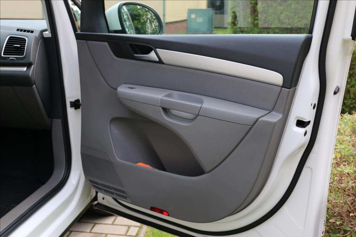 Seat Alhambra Kombi 2,0 l 103 kw