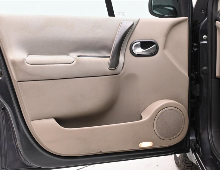 Renault Scénic MPV 1,5 l 78 kw