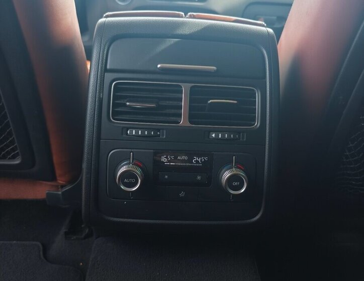 Volkswagen Touareg SUV / Terénní 0,0 196 kw